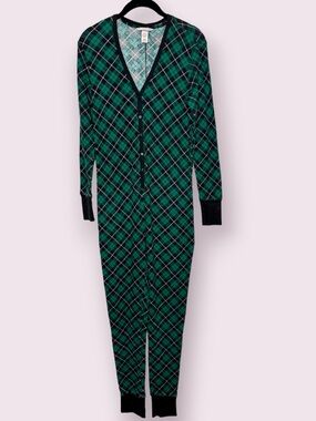 Victoria's Secret Thermal Henley Long One-Piece Onesie Pajama Green Black Plaid